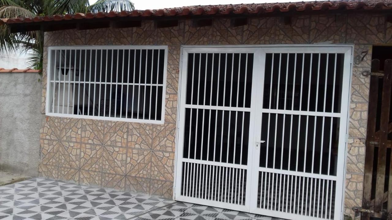 Villa Casa De Ferias Em Caragua Caraguatatuba Exterior foto